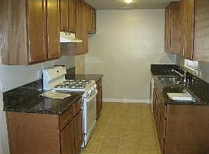 3rd image of 2520 Ferndale Ave