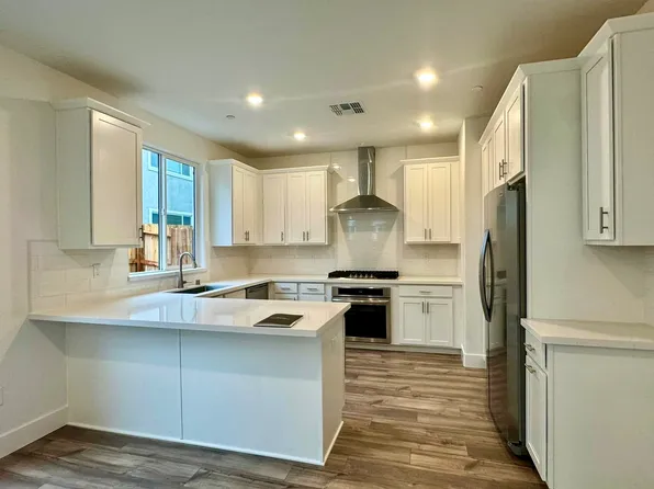 4802 Happy Hallow Dr, Folsom, CA 95630