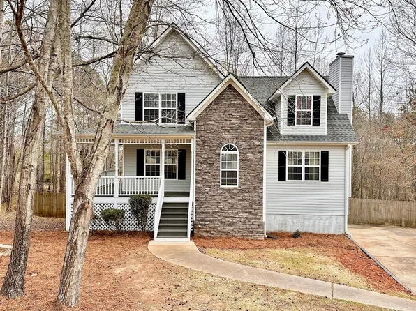 522 Victoria Ct, Temple, GA 30179