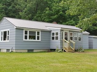 44 Giroux St, Auburn, ME 04210