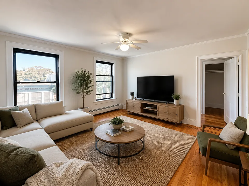 157 1st St #2