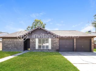 8422 Bandridge Rd, La Porte, TX 77571