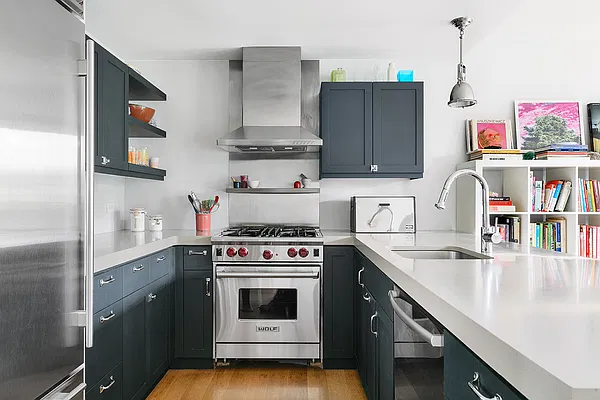 Sold by Compass | media 6