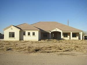 1st image of 3586 E Lawndale Dr