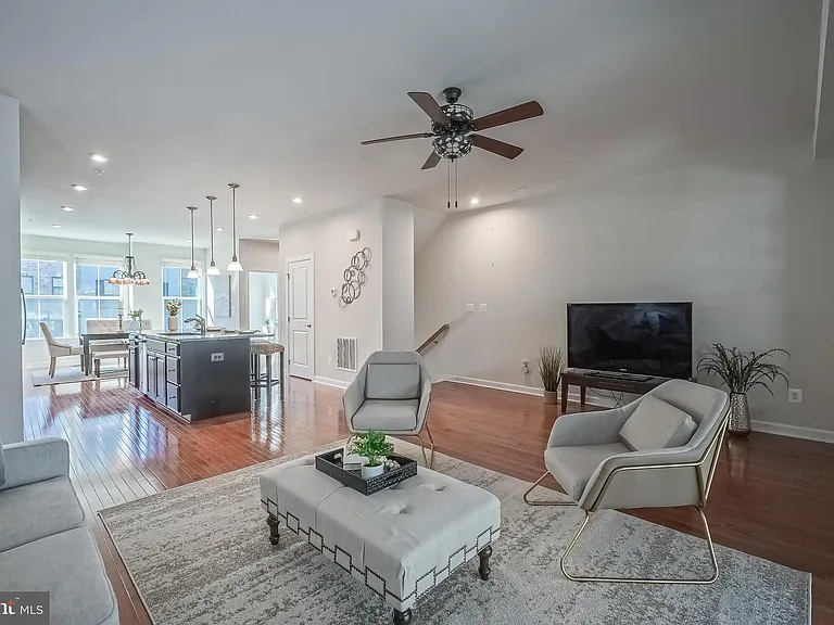 22308 Seabring Ter — Photo 13
