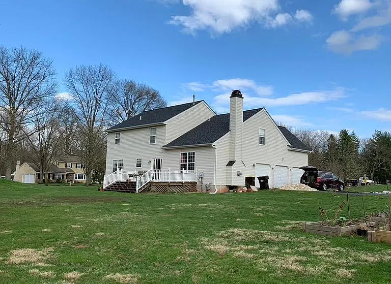 2007 Legat Ln — Photo 8
