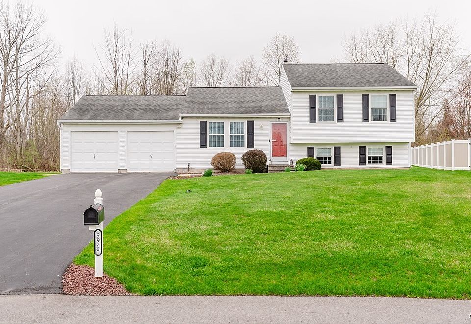 1st image of 5976 Arentine Way