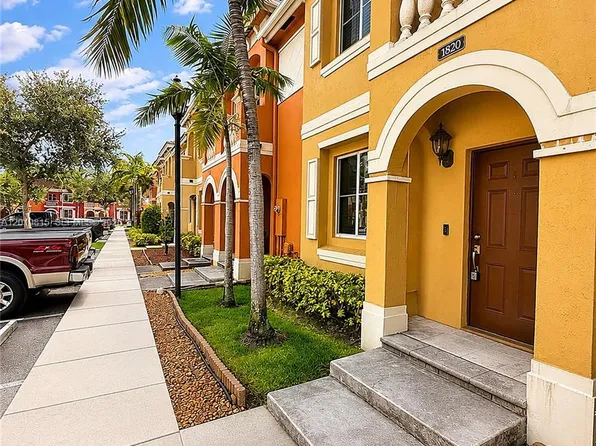 1820 SW 89th Ter, Hollywood, FL 33025