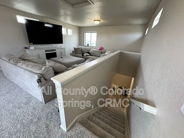 5635 Dakan Loop — Photo 22