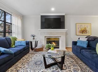 3151 Woodbine Dr #205, North Vancouver, BC V7R2S4