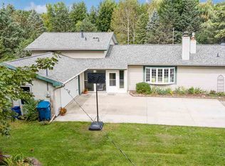 2219 E Tittabawassee Rd, Hemlock, MI 48626