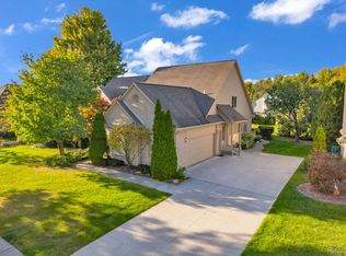 4361 Chablis Dr, Sterling Heights, MI 48314