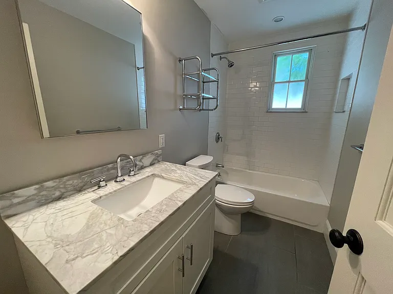 178 Brooks St #1 — Photo 19