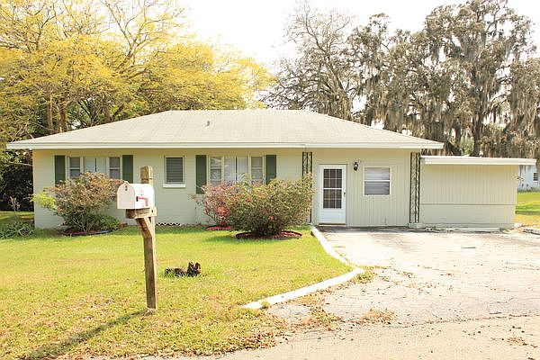 1st image of 731 Pine Ln