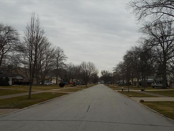 4th image of 2000 Radcliffe Dr