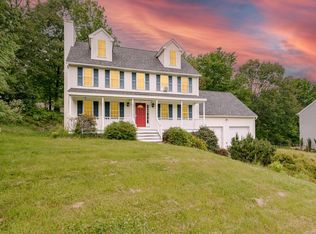 21 Taylor Rd, Dover, NH 03820