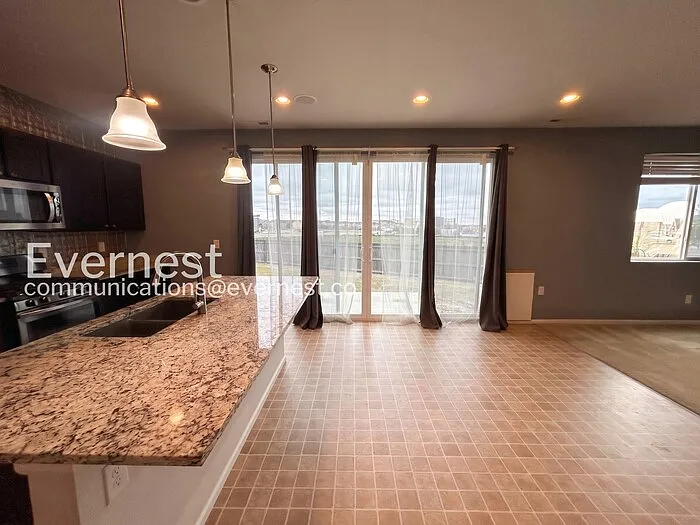 2560 Gobi Dr — Photo 5