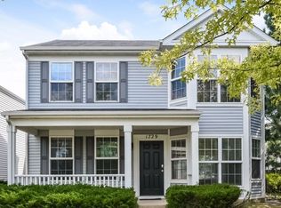 1729 Simms St, Aurora, IL 60504