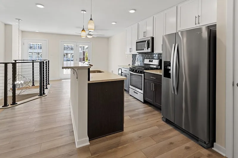 River Pointe — Photo 2