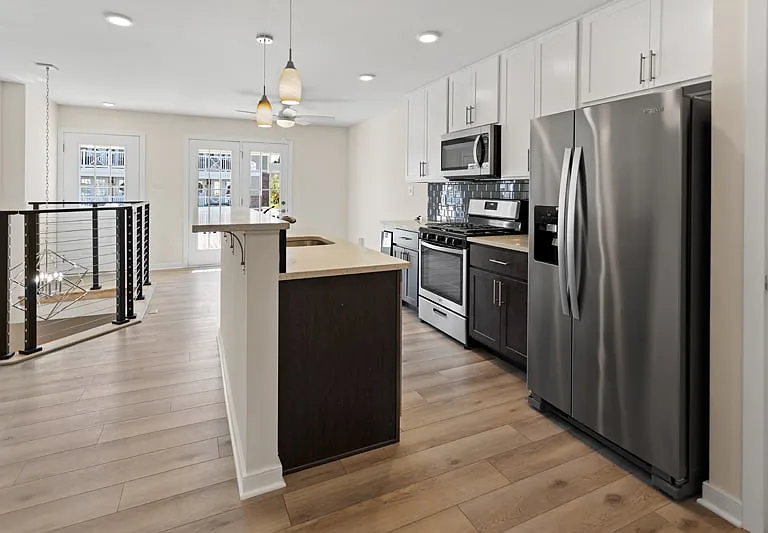 River Pointe — Photo 3