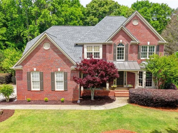 4555 E Point Dr, Cumming, GA 30041