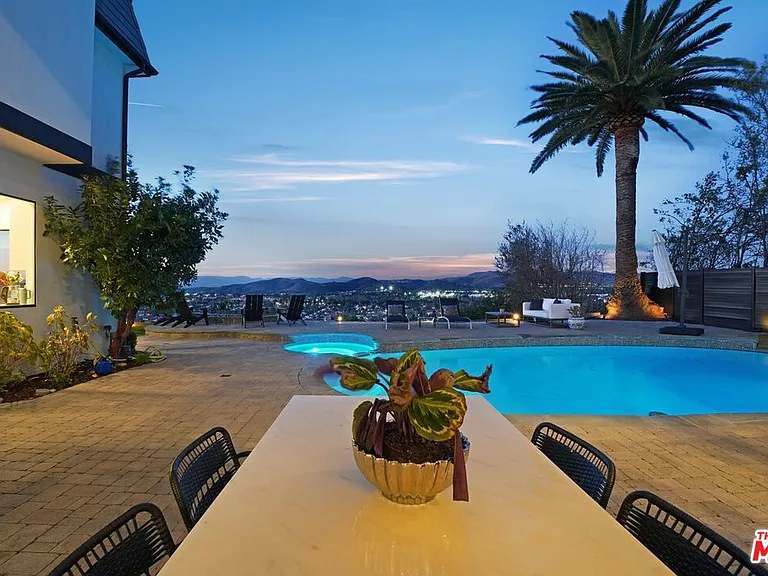 3485 Ridgeford Dr — Photo 66