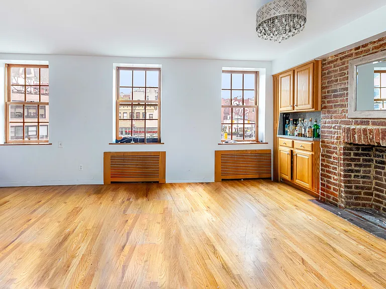 72 Grove St #2F — Photo 1