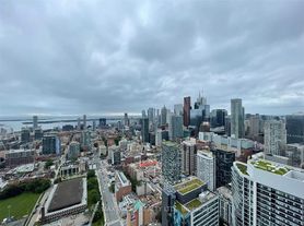 181 Dundas St E