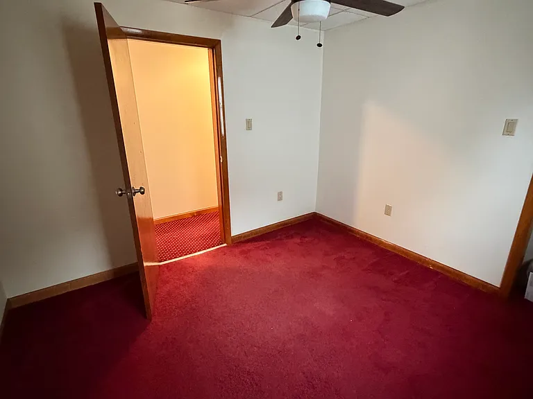 917 Taylor Ave — Photo 11