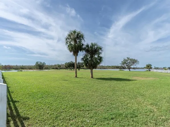 0 Silhouette Ln #4, Holiday, FL 34691