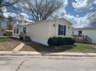 18 Delaware St, Edwardsville, KS 66113