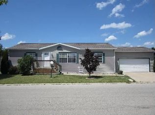 614 Bluebird Cir, Sandwich, IL 60548