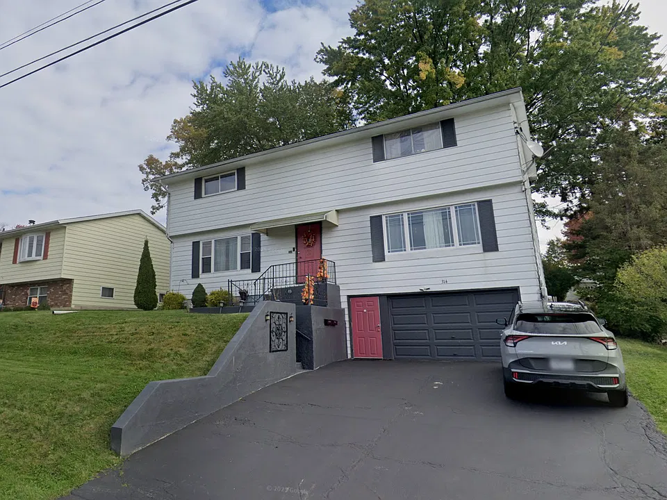 314 Hayes Ave #1