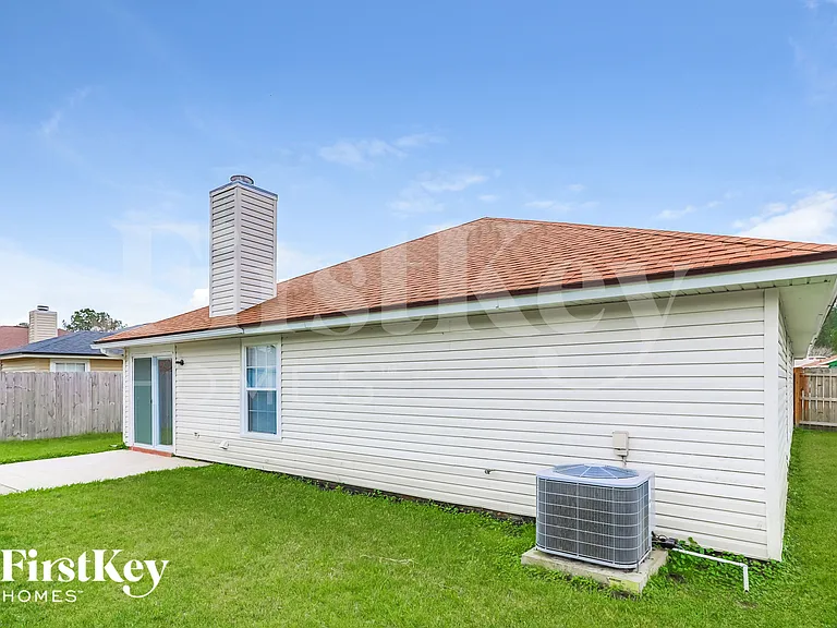 2942 Biloxi Trl — Photo 15