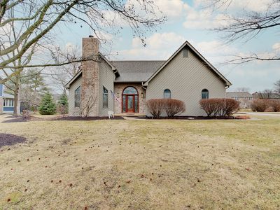 16 W Greyhound Pass, Carmel, IN, 46032