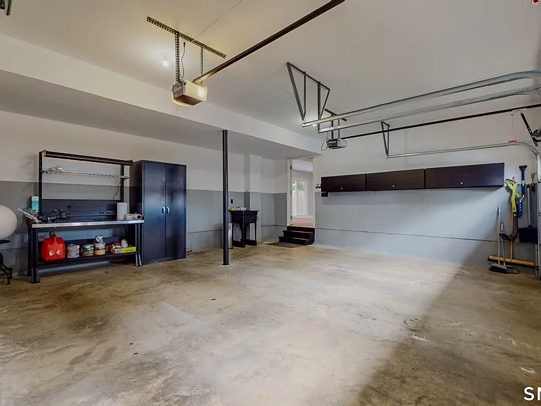 16 Jameson St — Photo 34
