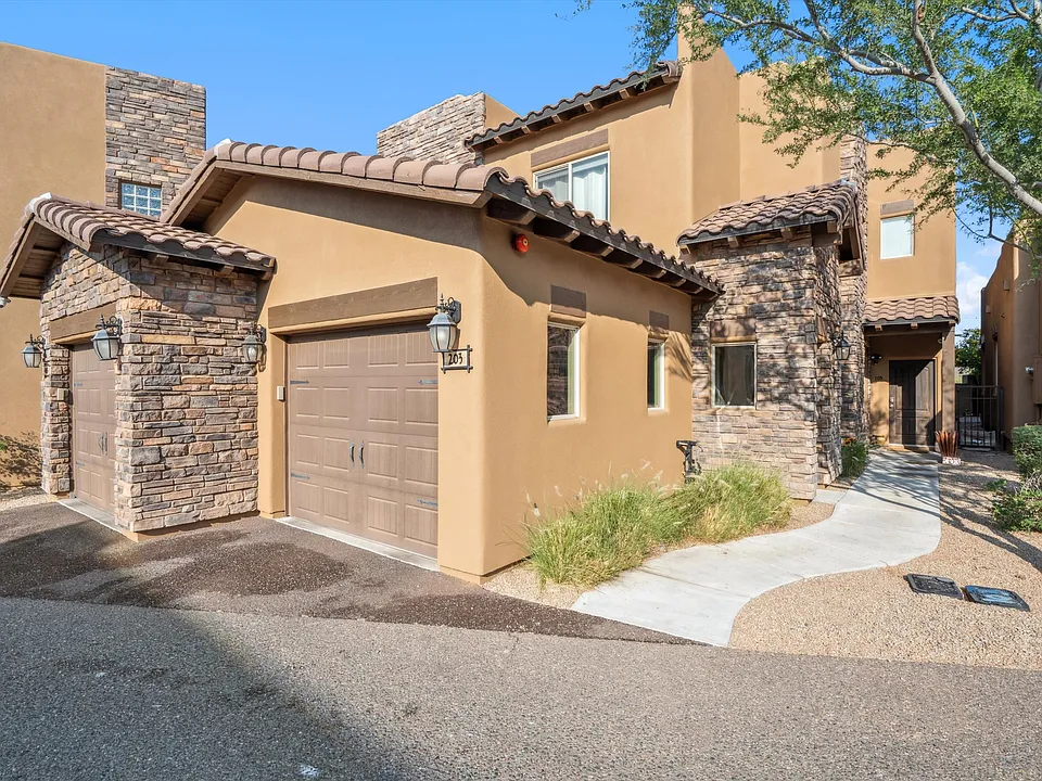 6145 E Cave Creek Rd #203
