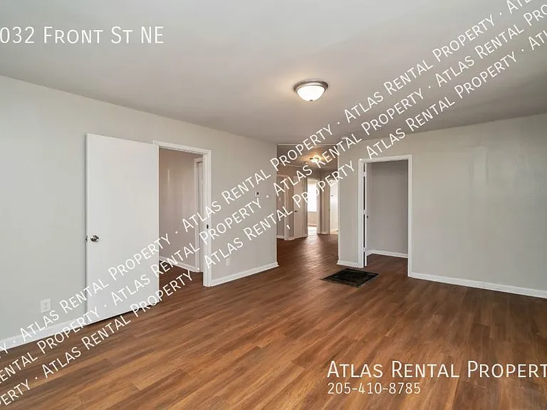 2032 Front St NE — Photo 8