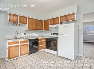 2357 30th St SW APT 8, Wyoming, MI 49519