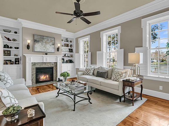 4th image of 64 Sowell St