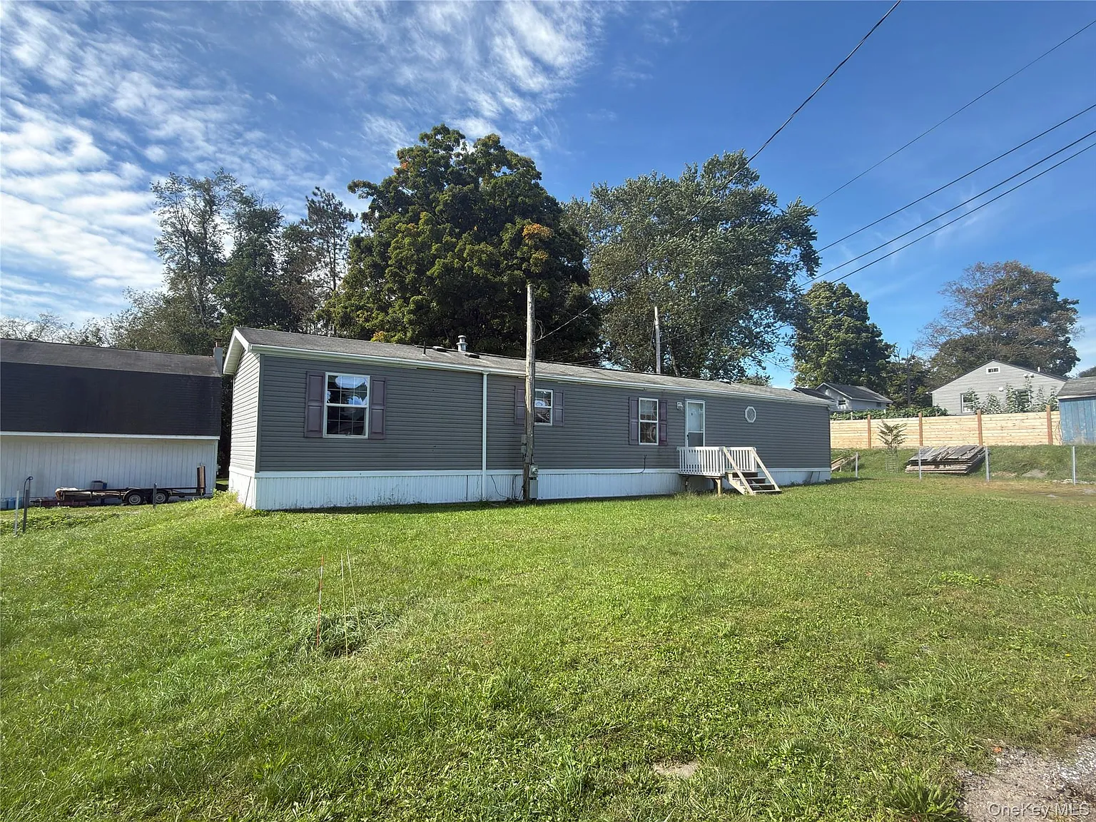 3 bed, 1.5 bath, 924 sqft, $2,000 — Photo 2