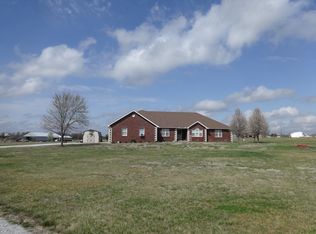 9037 Justice Ln, Carthage, MO 64836