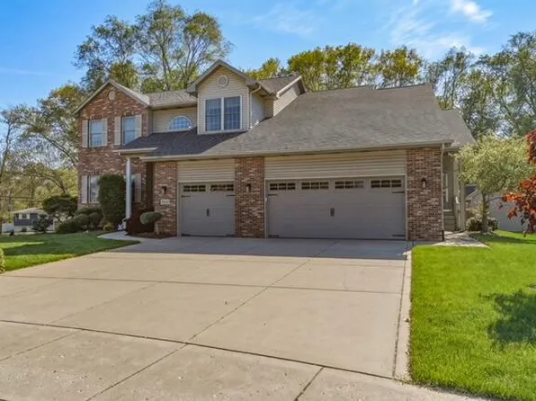 2216 Amarillo St, Portage, IN 46368