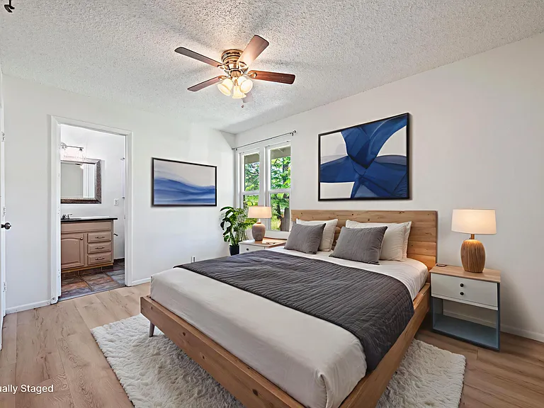 8758 E Roundtree Ave — Photo 11