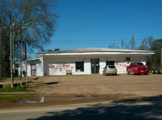 1321 Shelbyville St, Center, TX 75935