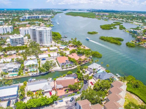 1240 Solitude Ln, Sarasota, FL 34242