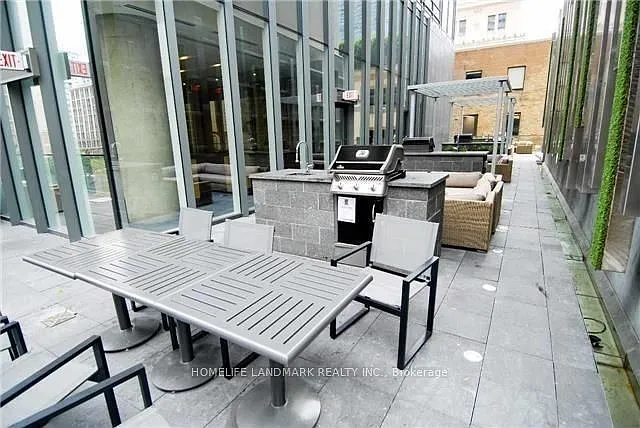 15 Grenville St #1601 — Photo 9