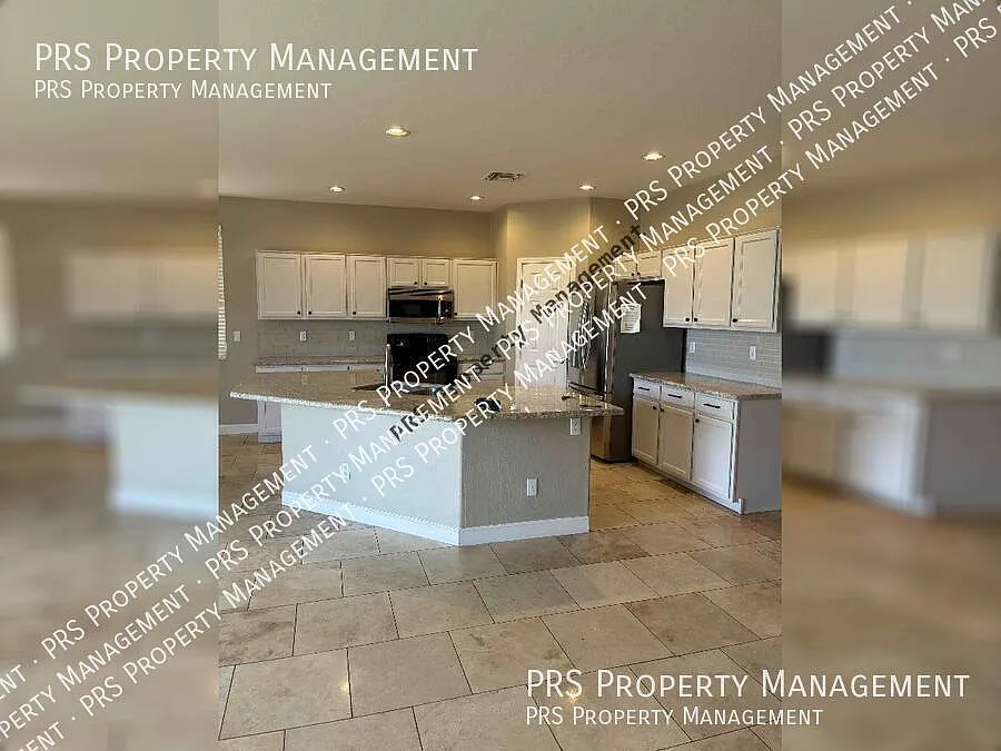 Beautiful 5 bedroom home with upgraded features! — Photo 4