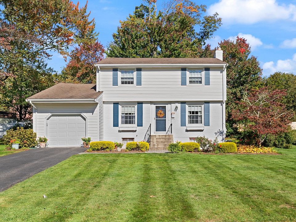 1st image of 33 Arcadia Rd
