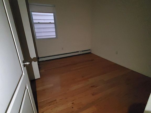 4th image of 321 Arlington Ave Floor 1